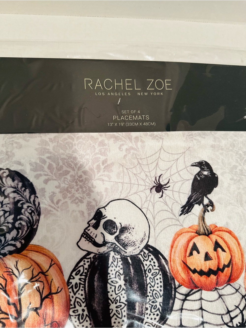 Rachel Zoe NWT Set of 4 Mackenzie Pumpkin Printed Placemats - Picture 3 of 4